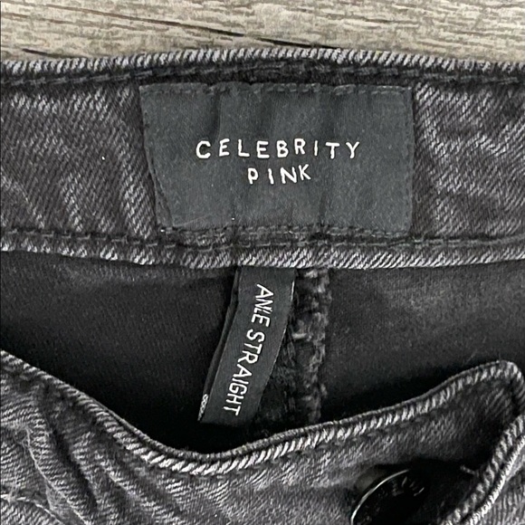 Jeans - Picture 4 of 4